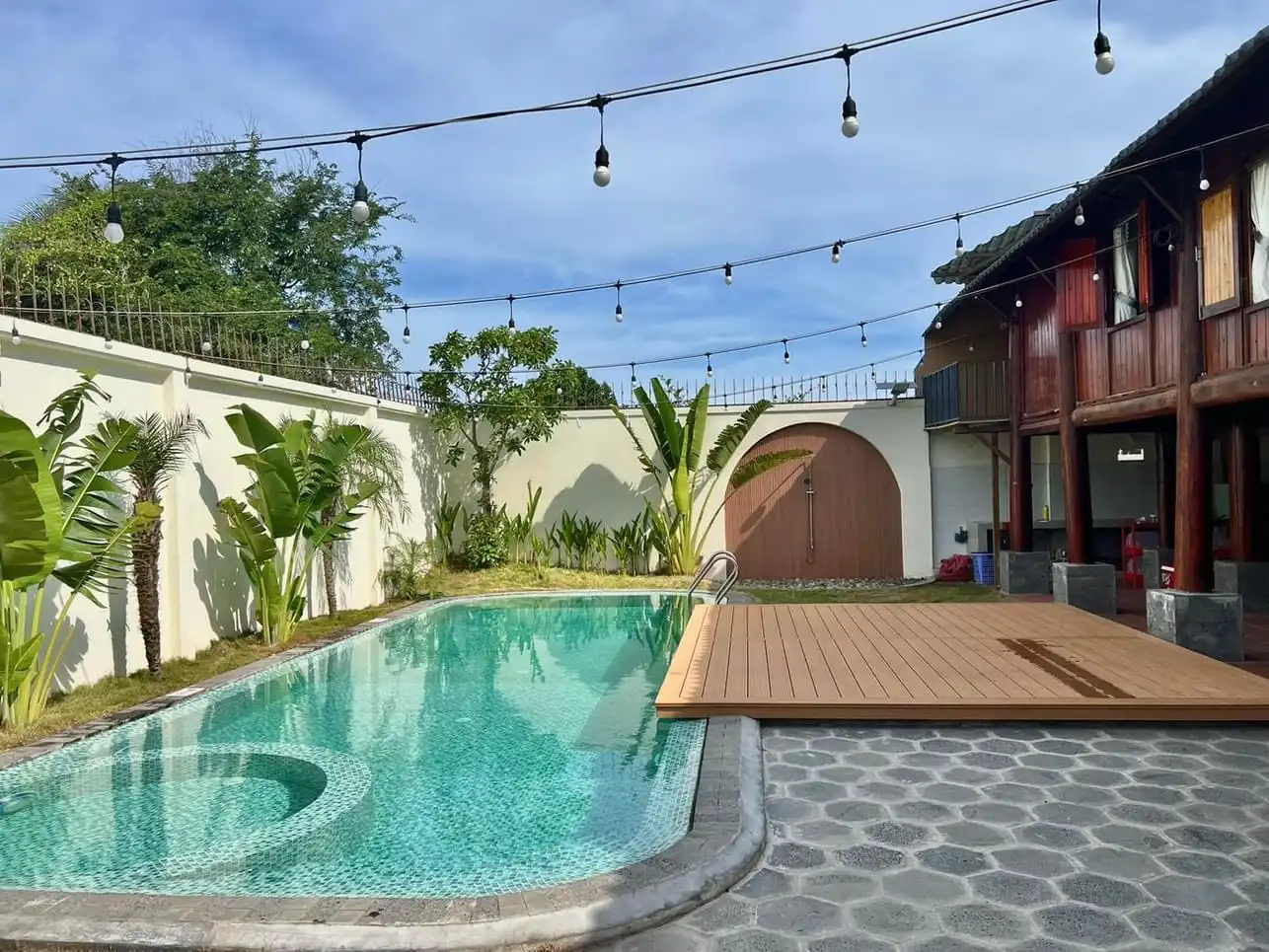 Villa Mũi Né – Biệt thự 4 phòng ngủ có hồ bơi riêng, gần biển