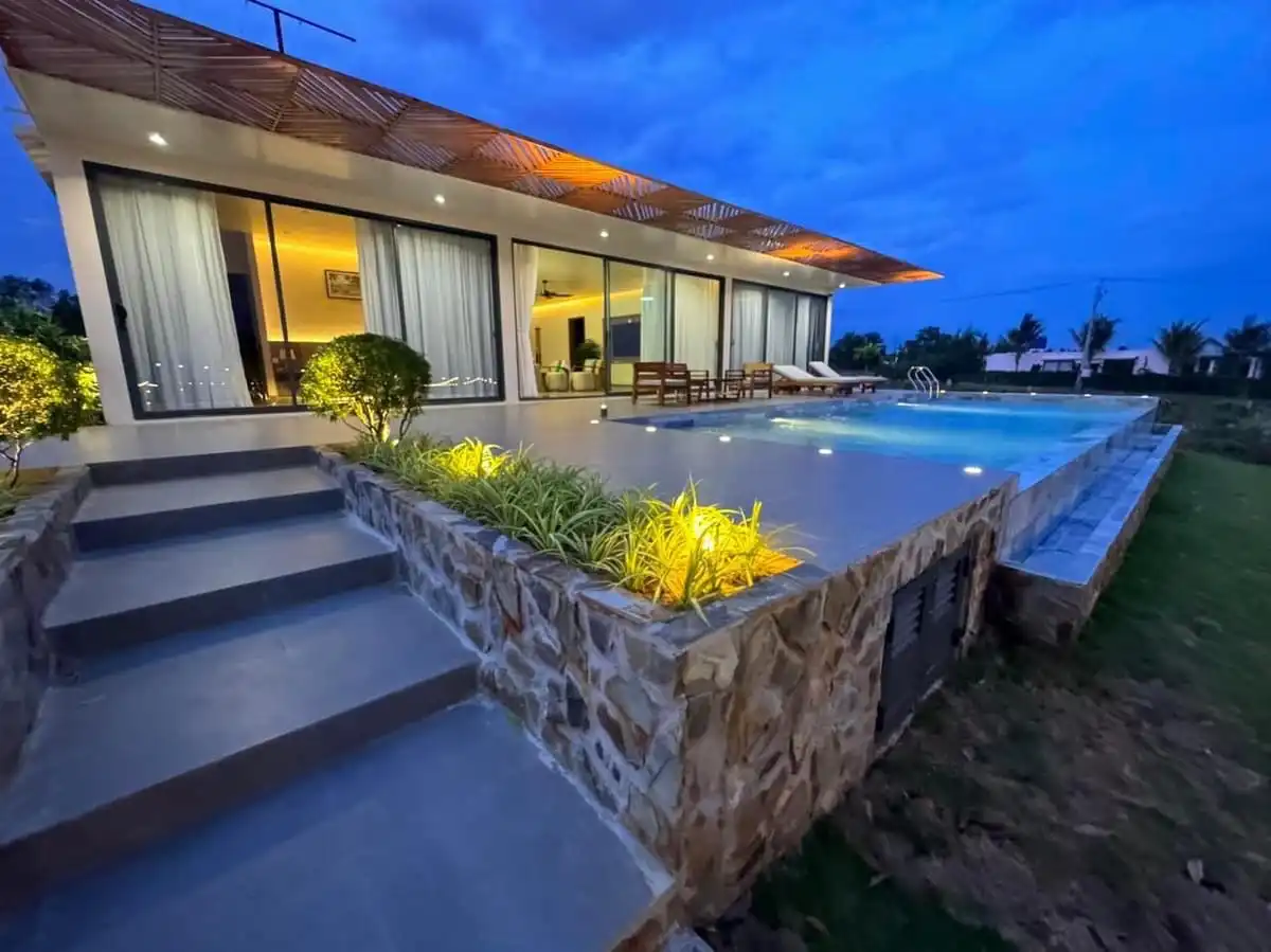 Villa Mũi Né MN28 – Biệt thự 5 phòng ngủ, 7 giường, có hồ bơi riêng